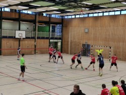 M3: Spitzenspiel vor Rekordkulisse